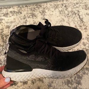 Nike Epic React Flyknit 2 sneaker